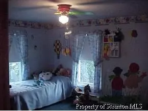 2 Maple St, Throop, PA 18512 photo 3