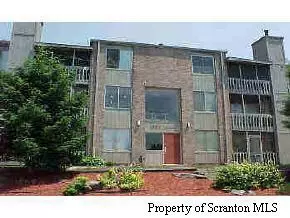 1402 Summit Pointe, Scranton, PA 18508 photo 1