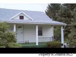 1218 E Drinker St, Dunmore, PA 18512 photo 1