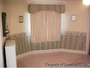 609 E Pne, Olyphant, PA 18447 photo 3
