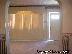 609 E Pne, Olyphant, PA 18447 photo 4
