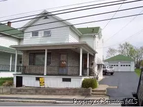 167 E Pine St, Dunmore, PA 18512 photo 2