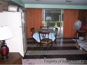 156 Drakes Ln, Old Forge, PA 18518 photo 5