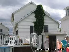 660 E Scott St, Olyphant, PA 18447 photo 2