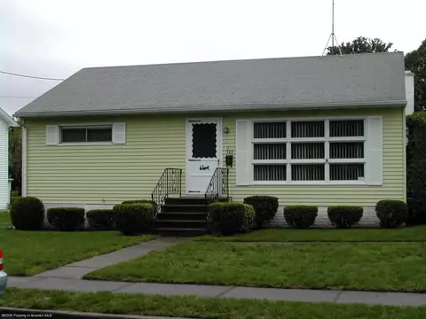 262 E Morton St, Old Forge, PA 18518 photo 1