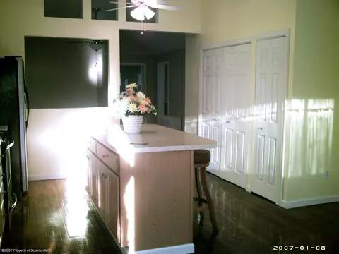 1213 Springbrook Ave, Moosic, PA 18507 photo 4