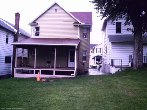 519 E Grant St, Olyphant, PA 18447 photo 2