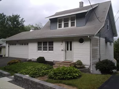 201 E Mountain Rd, Scranton, PA 18505 photo 1