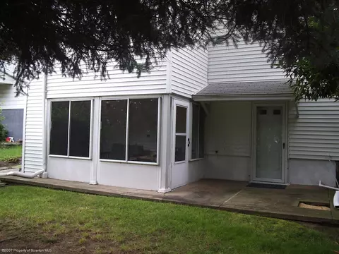 201 E Mountain Rd, Scranton, PA 18505 photo 5