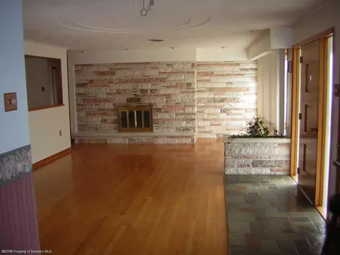700 Theodore St, Scranton, PA 18508 photo 5