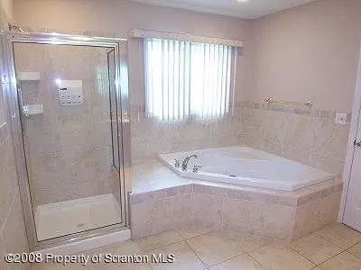 504 Thackeray, Moosic, PA 18507 photo 5