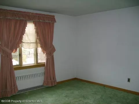 237 E Morton St, Old Forge, PA 18518 photo 7