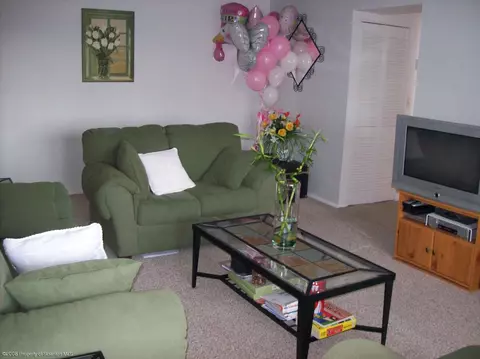 1206 Summit Pointe, Scranton, PA 18508 photo 4