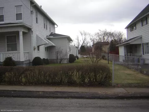 603 Gilbert St, Scranton, PA 18508 photo 3
