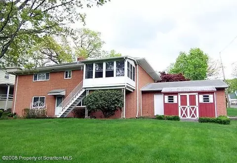 320 Conroy St, Scranton, PA 18505 photo 2