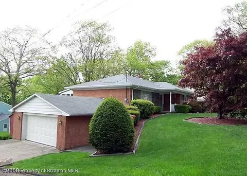 320 Conroy St, Scranton, PA 18505 photo 3