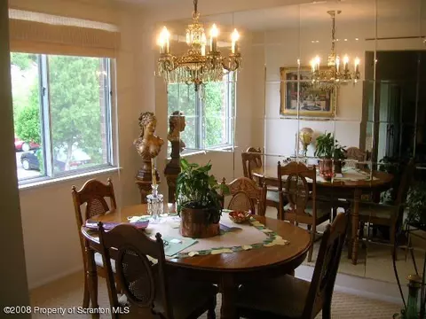 1412 Summit Pointe, Scranton, PA 18508 photo 8