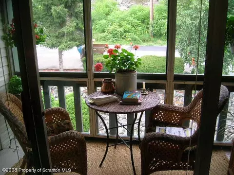 1412 Summit Pointe, Scranton, PA 18508 photo 6