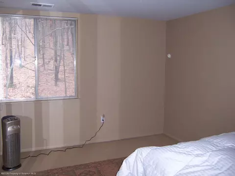 1609 Summit Pointe, Scranton, PA 18508 photo 3