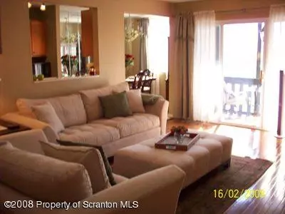 1407 Summit Pointe, Scranton, PA 18508 photo 6