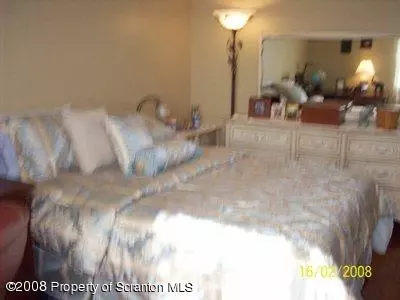 1407 Summit Pointe, Scranton, PA 18508 photo 8