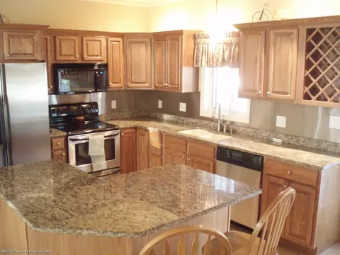 115 Ryan Dr, Moosic, PA 18507 photo 10