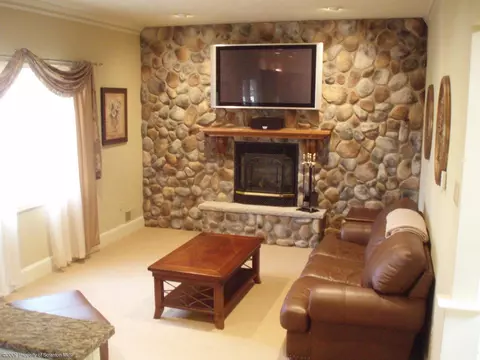 115 Ryan Dr, Moosic, PA 18507 photo 11
