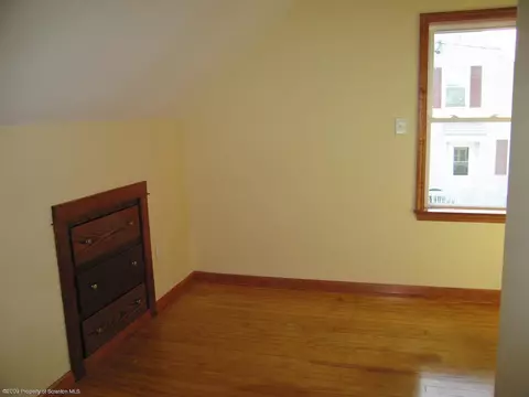 914 Justus Blvd, Scott Twp, PA 18447 photo 12