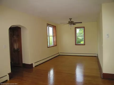 914 Justus Blvd, Scott Twp, PA 18447 photo 6