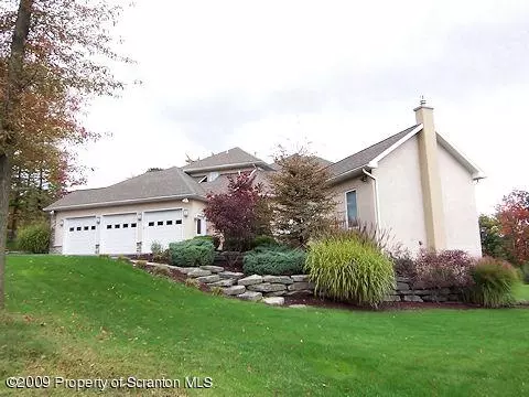 12 Kipling Dr, Moosic, PA 18507 photo 21