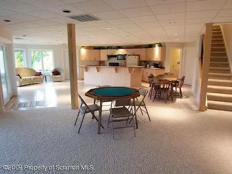 12 Kipling Dr, Moosic, PA 18507 photo 18