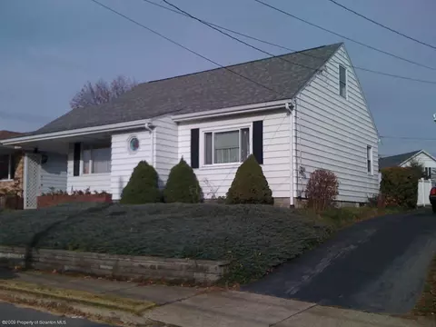 114 Taroli St, Old Forge, PA 18518 photo 1