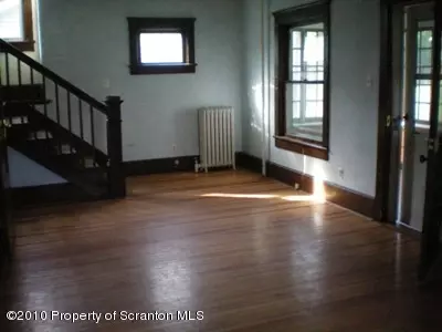 100 James St, Shavertown, PA 18708 photo 2