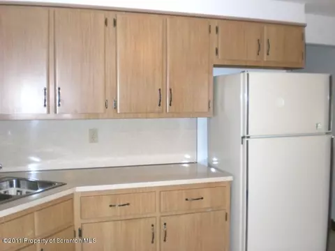 510 W Grace St, Old Forge, PA 18518 photo 4