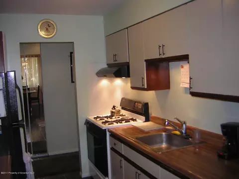 1701 Summit Pointe, Scranton, PA 18508 photo 5