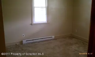 121 Carleton Ave, Hazleton, PA 18201 photo 6