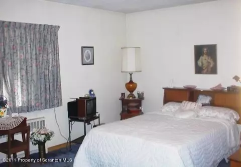 119 Dunn, Old Forge, PA 18518 photo 7