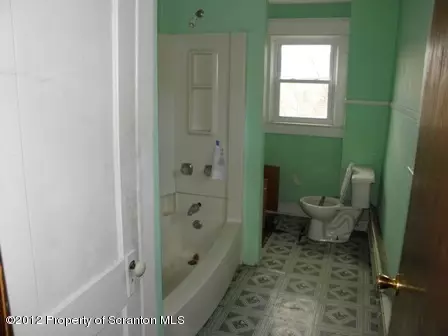 1908 Prospect Ave, Scranton, PA 18505 photo 6