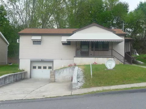 154 Taroli St, Old Forge, PA 18518 photo 1