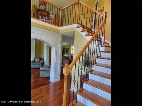 16 Windy Dr, Shavertown, PA 18708 photo 2