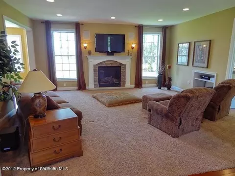 16 Windy Dr, Shavertown, PA 18708 photo 5