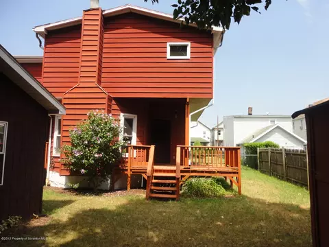 523 Susquehanna Ave, Olyphant, PA 18447 photo 2