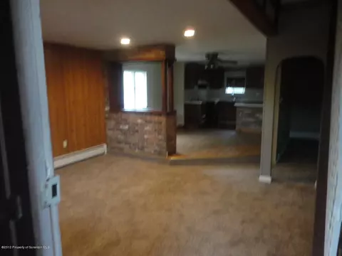 523 Susquehanna Ave, Olyphant, PA 18447 photo 5