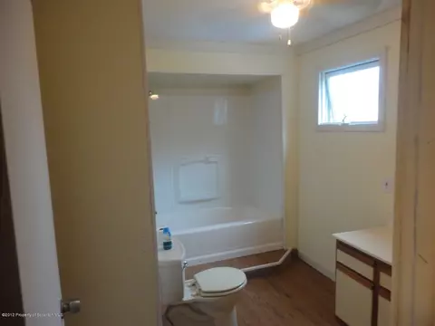 523 Susquehanna Ave, Olyphant, PA 18447 photo 18