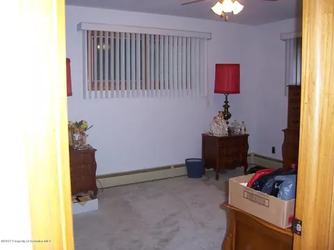 179 E Pine St, Dunmore, PA 18512 photo 5