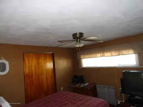 301 Kennedy St, Old Forge, PA 18518 photo 7