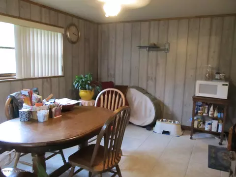 412 Hill St, Mayfield, PA 18433 photo 6