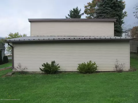 412 Hill St, Mayfield, PA 18433 photo 38