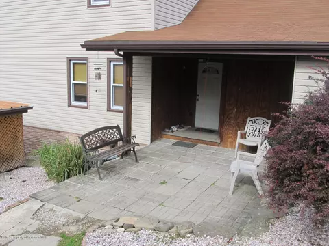 412 Hill St, Mayfield, PA 18433 photo 34