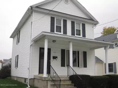 626 E Warren St, Dunmore, PA 18512 photo 1